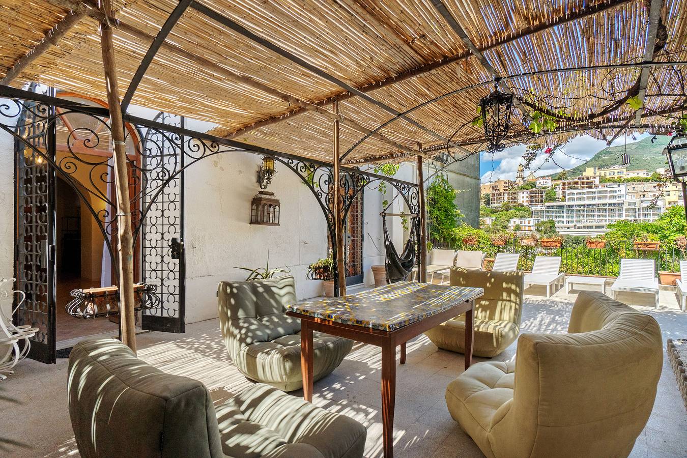 Villa 'Quietness' avec vue sur la mer, terrasse partagée et Wi-Fi in Vico Equense, Province de Naples