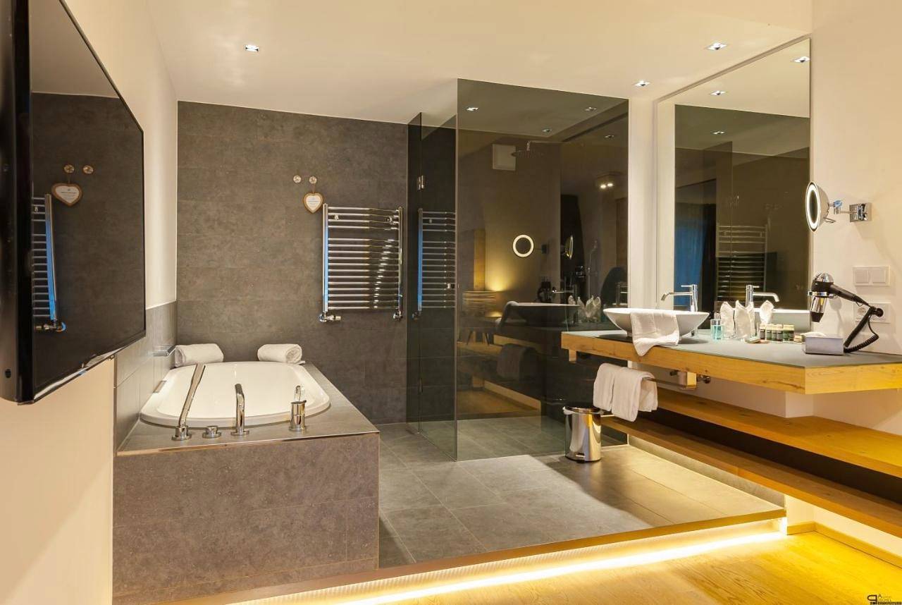 Das Graseck - mountain hideaway & health care in Partnachklamm, Garmisch-Partenkirchen