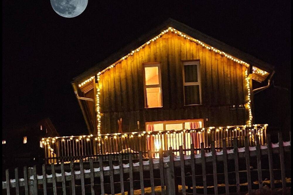 Chalet Chesetta Berghütte gerne mit Hund auf 1600m Sauna, Whirlpool, Balkon... in Bad Sankt Leonhard im Lavanttal, Lavanttaler Alpen