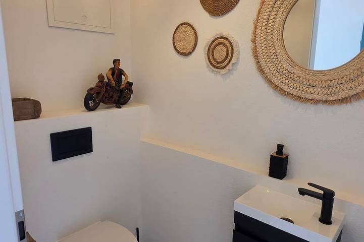 Ferienwohnung am See in Ellwangen- Strandzugang in Haselbach (Ostalbkreis), Ellenberg