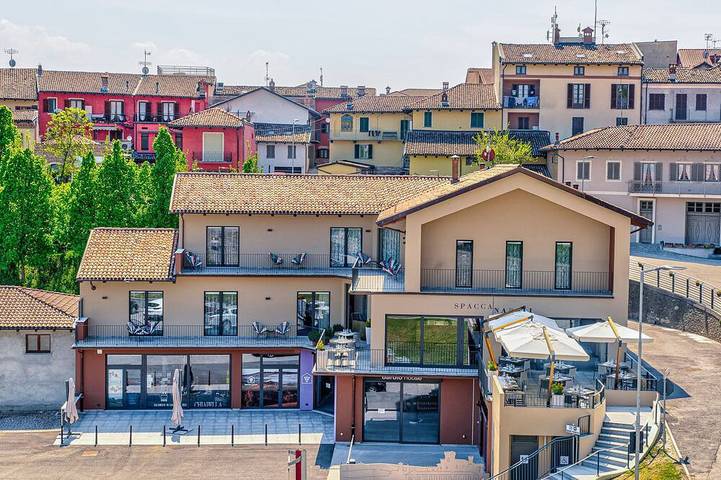 Ferienhaus für 22 Personen, mit Balkon in Barolo