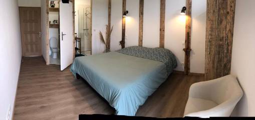 Chambre d’hôte pour 2 personnes, avec terrasse ainsi que vue et jardin à Lamothe