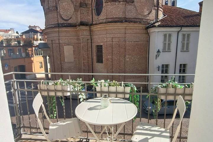 Appartamento per 5 persone, con balcone a Bra