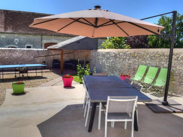 Location de vacances pour 7 personnes, avec terrasse et jardin à Sennevières - 3