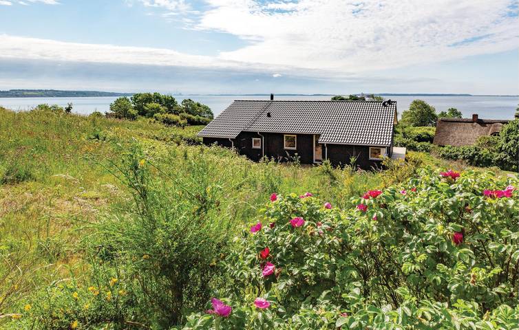 Ferieudlejning for 6 personer, med Terrasse i Kalundborg