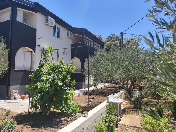 Ferienwohnung für 4 Personen, mit Balkon und Balkon/Terrasse in Sibenik