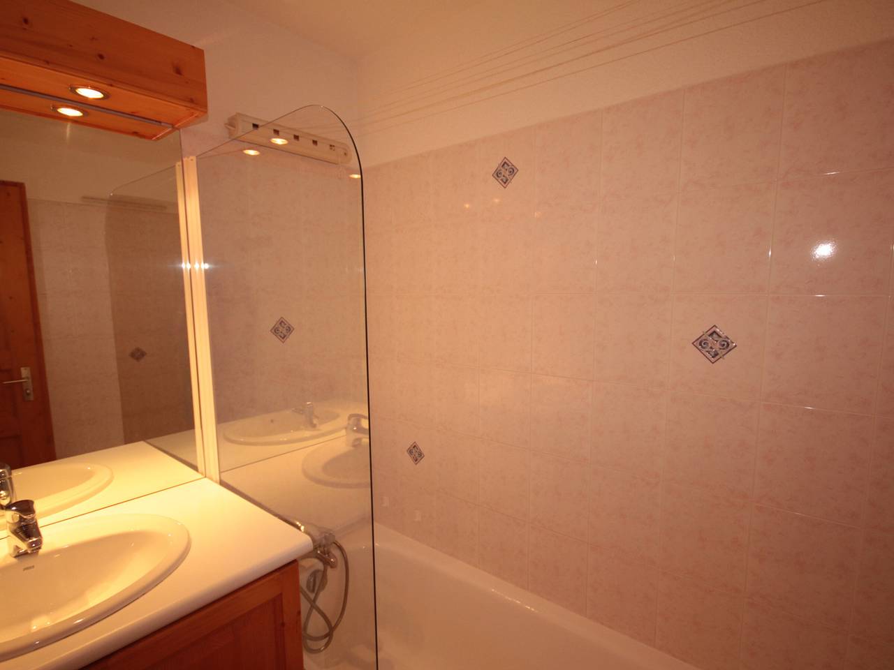 Apartamento entero, Bello apto 3P para 6 pers con wifi y balcón - Les Saisies in Hauteluce, Albertville region