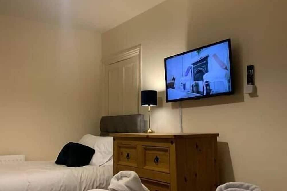 Appartamento intero, 5 Bedrooms 4 Double rooms Smart Tv's in all rooms in Swansea, Swansea e dintorni