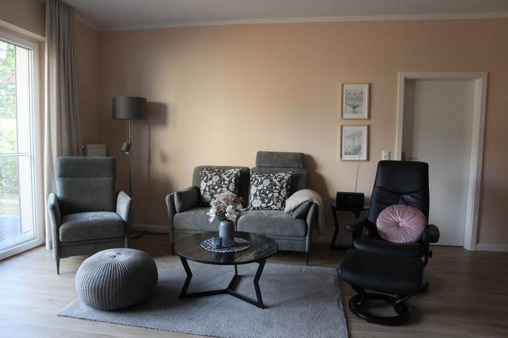 Ferienwohnung für 2 Personen, mit Terrasse und Garten in Nienhagen - 2