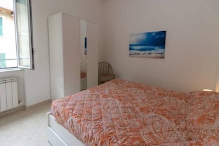 Appartement entier, Bel appartement central rénové avec 2 salles de bains et 6 lits in Rapallo (Ville), Région de Rapallo