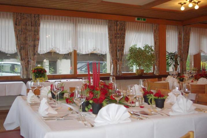 Hôtel pour 2 personnes, avec vue sur le lac ainsi que balcon et vue à Sigriswil - 4