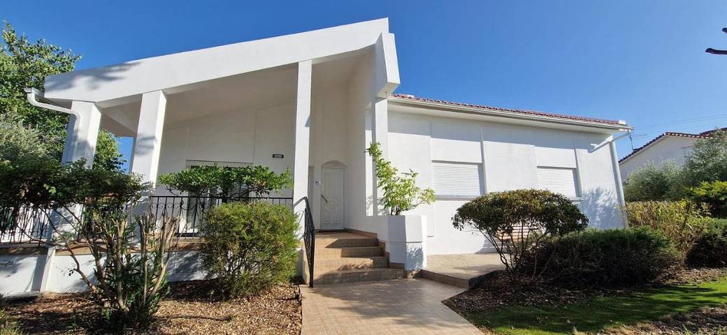 Casa de férias para 8 pessoas, com jardim e vista em Fátima