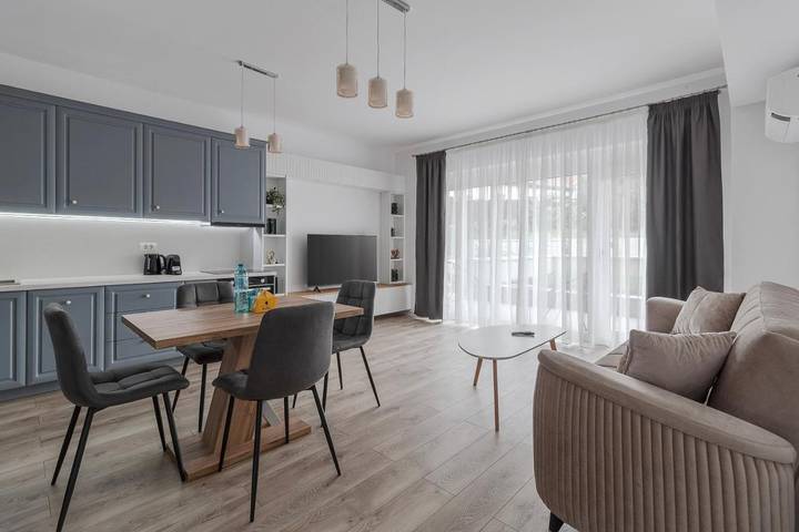 Appartement de vacances pour 4 personnes, avec Balcon et Terrasse ainsi que Jardin et Vue