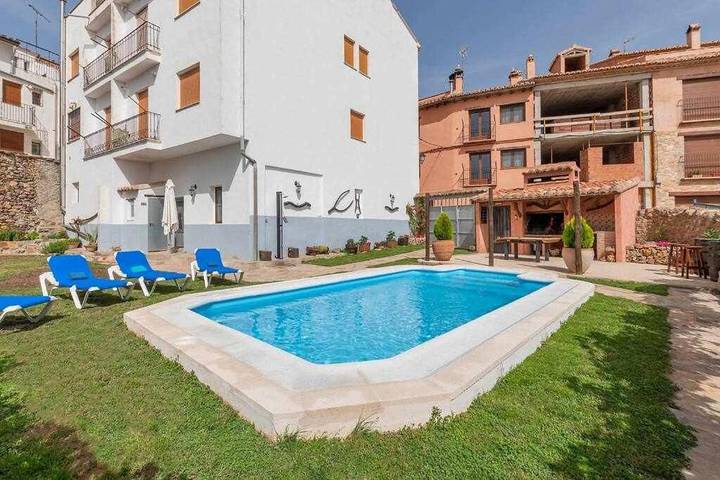 Casa rural para 8 personas, con Balcón y Terraza además de Jardín y Piscina en Villanueva de Viver - 4