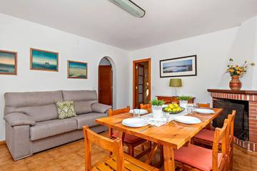 Villa in Port d'Addaia, Es Mercadal für 6 