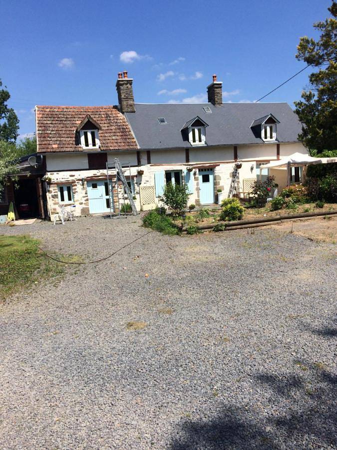 Location de vacances pour 2 personnes, avec terrasse à Brécey