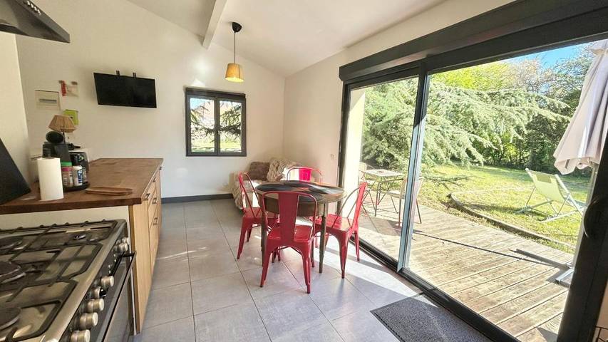 Gîte pour 3 personnes, avec terrasse et jardin, animaux acceptés à Vendat - 3