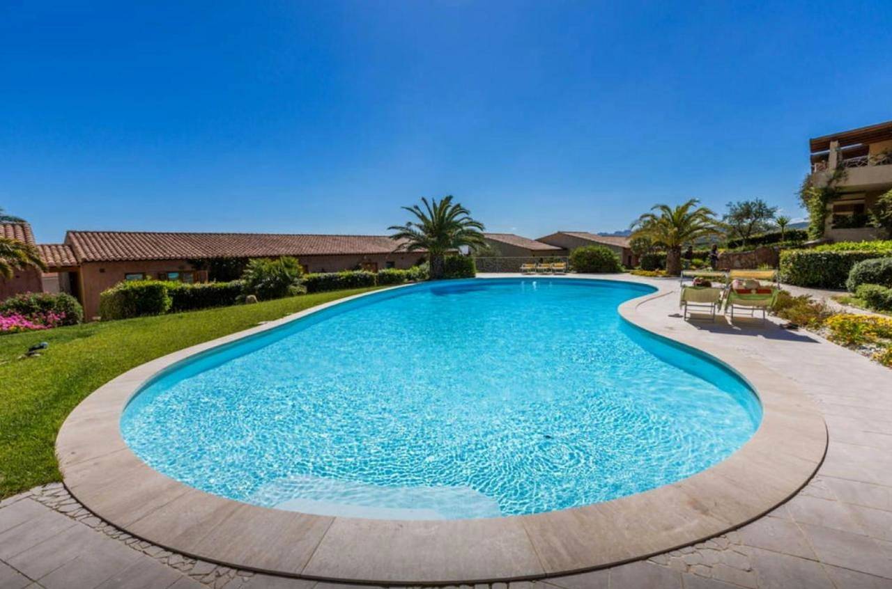Appartement entier, Seaview Apartment (N° 18) in Porto Pozzo, Santa Teresa Gallura