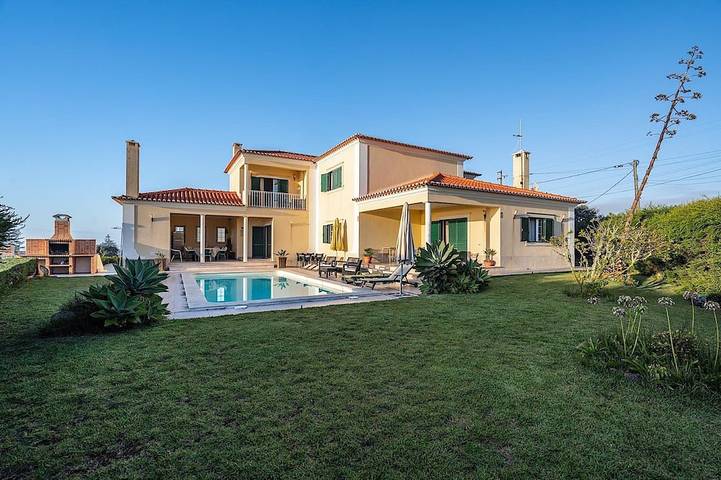 Casa de férias para 16 pessoas, com varanda e jardim - 1