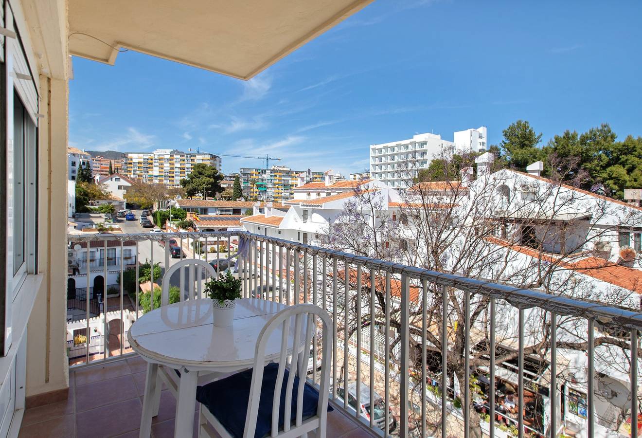 Entire apartment, Apartment 'Apartamento Benalmadena Playa' with Sea View, Wi-Fi and Air Conditioning in Benalmádena Costa, Benalmádena