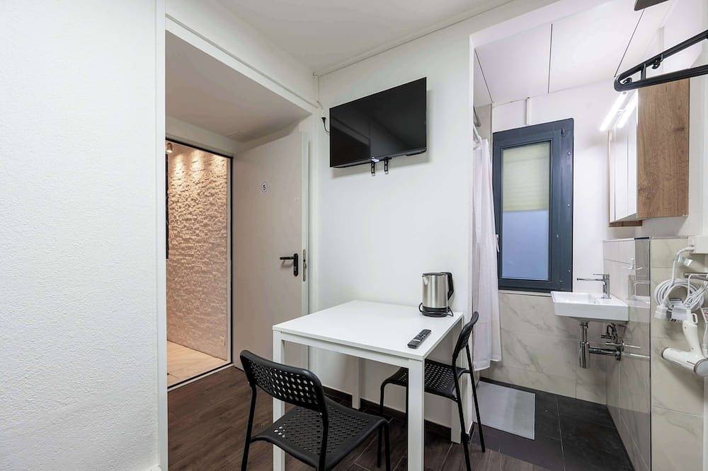 Appartamento intero, Cozy Double Room near Mount Pilatus – Lucerne Stay in Kriens, Lago dei Quattro Cantoni