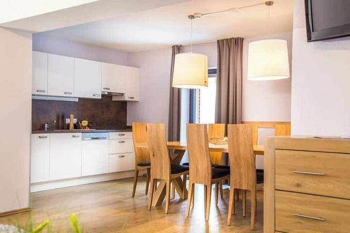 Ferienwohnung für 6 Personen, mit Balkon und Pool sowie Sauna im Montafon