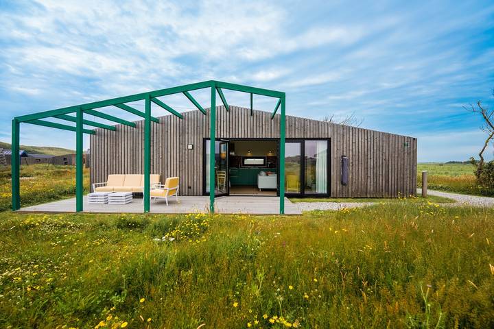 Chalet für 4 Personen, mit Balkon/Terrasse und Terrasse sowie Garten in Callantsoog