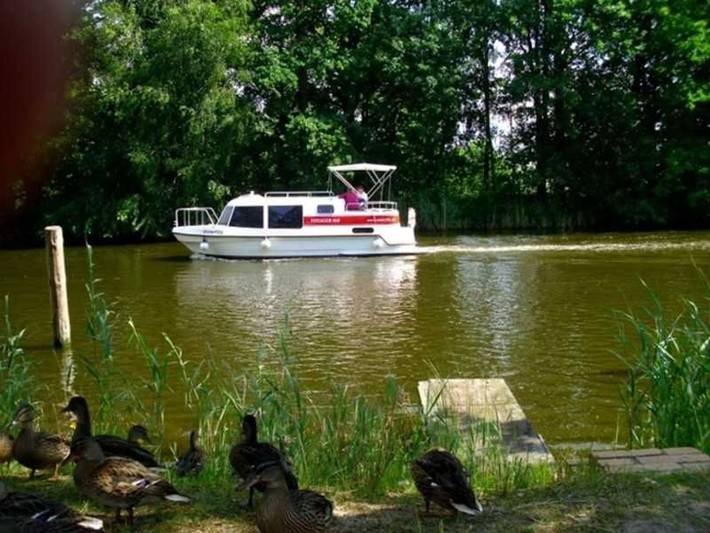 Ferienhaus für 2 Personen, mit Seeblick und Garten sowie Terrasse in Mecklenburgische Seenplatte - 2