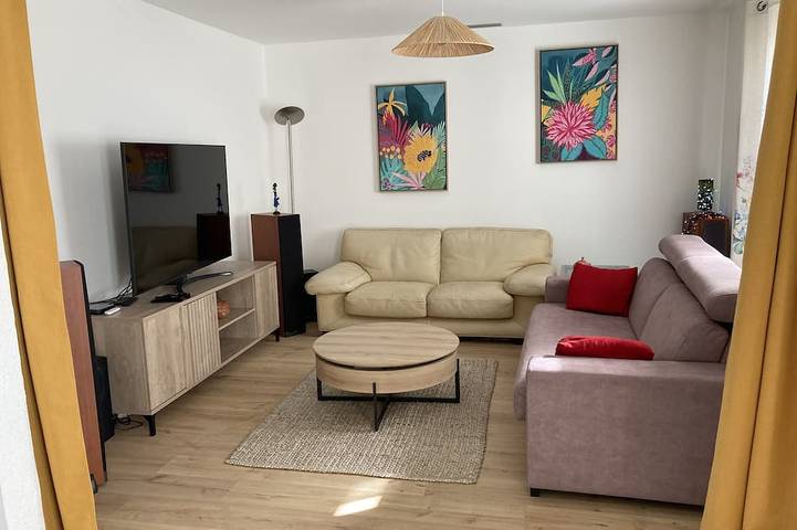 Location de vacances pour 4 personnes, avec terrasse et jardin dans Office De Tourisme Du Pyla - 4