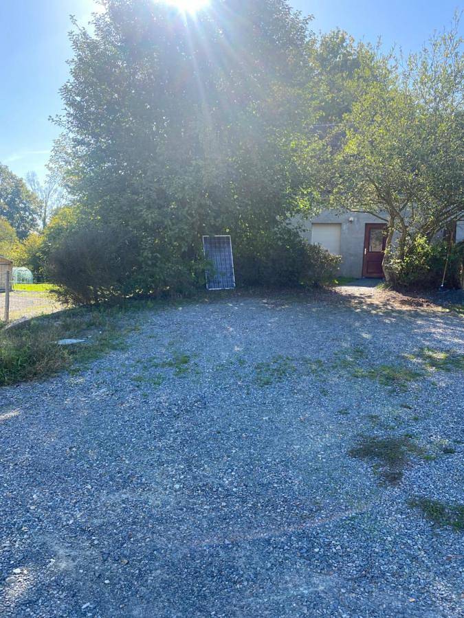 Gîte pour 4 personnes, avec jardin et terrasse dans Saint-Georges-du-Rosay - 2