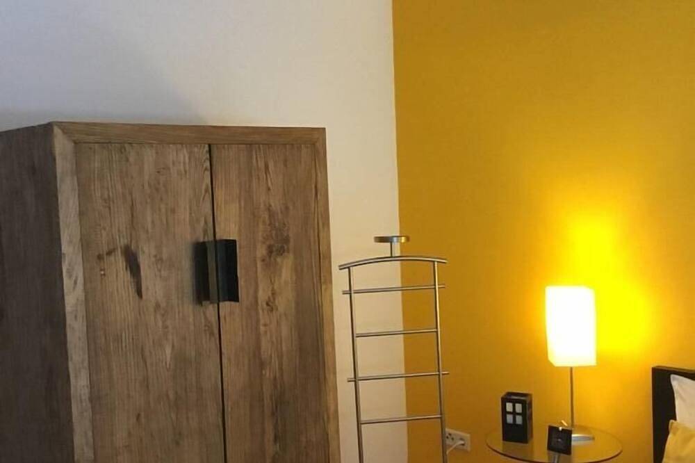 Ganze Wohnung, 4-Bett-Ferienwohn.Eulenhorst - Komfort-Ferienwohnungen Walkmühle in Burg Eltz, Münstermaifeld