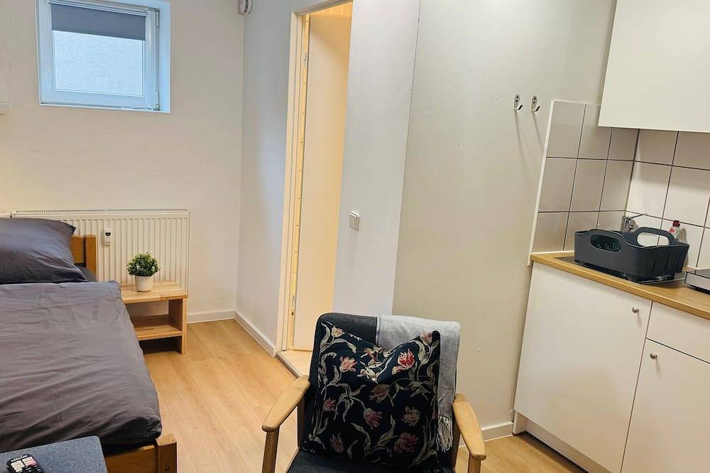 Entire apartment, Beautiful room, fully equipped in Fellbach, Rems-Murr-Kreis