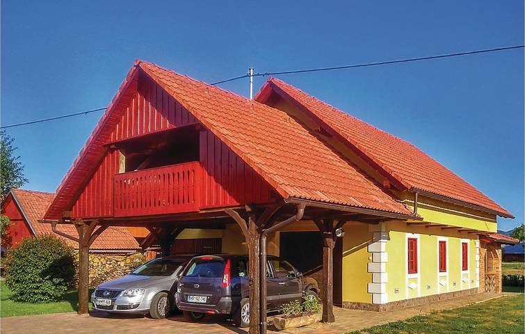 Ferienhaus für 8 Personen, mit Pool und Garten sowie Terrasse in Slowenien