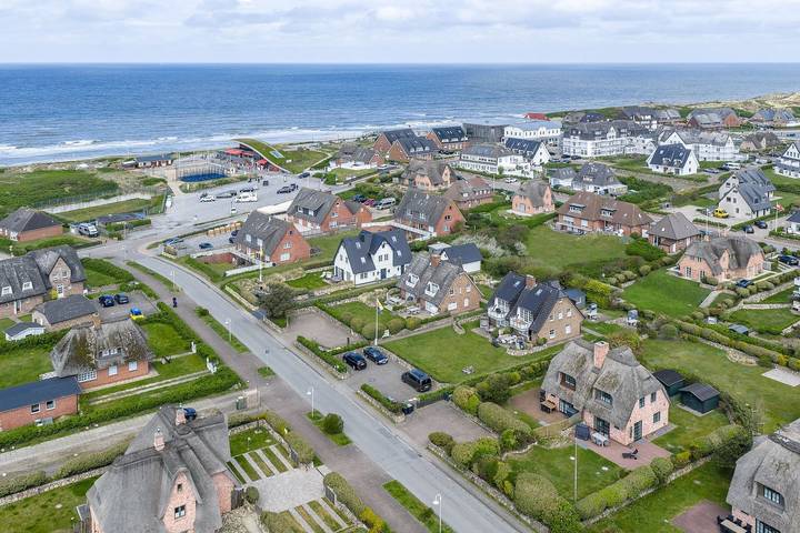 Ganze Wohnung, Neue und strandnahe 3-Zimmer-Ferienwohnung mit ca. 75 m², für bis zu 4 Personen in Nordfriesische Inseln (Schleswig-Holstein) (Schleswig-Holstein), Wenningstedt
