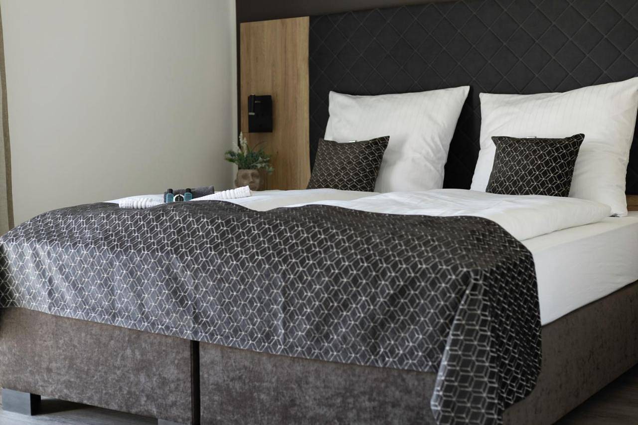 Large Double Room in Osterrönfeld, Rendsburg-Eckernförde