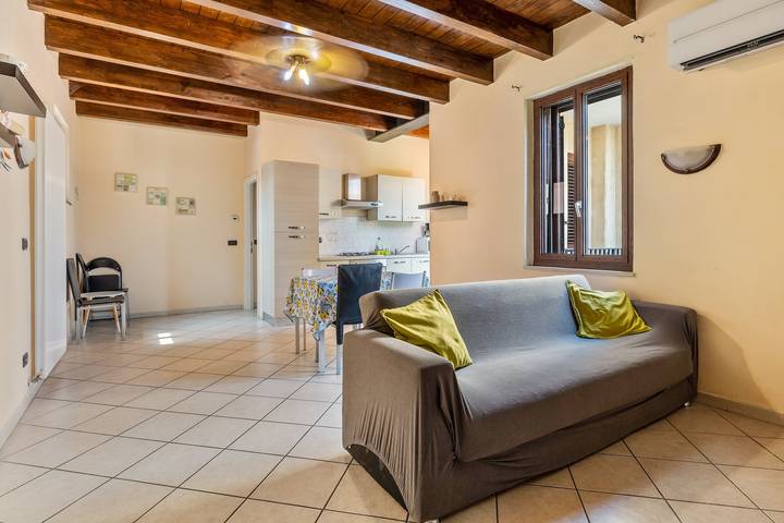 Ferienwohnung für 8 Personen, mit Balkon und Garten in Verona