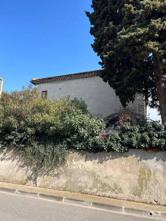 Location de vacances pour 2 personnes, avec vue ainsi que terrasse et jardin à Alzonne - 3