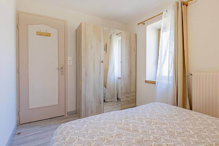 Location de vacances pour 4 personnes, avec jardin à Buffières - 3