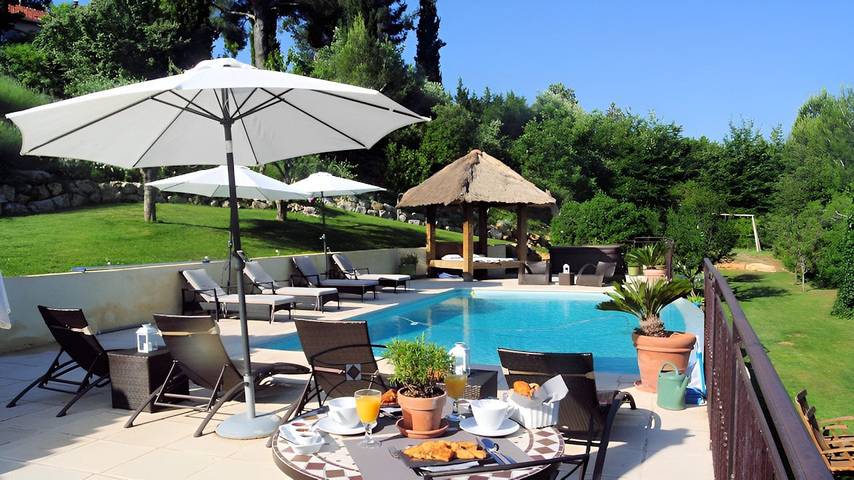 Chambre d’hôte pour 2 personnes, avec piscine et jardin à Nice - 3