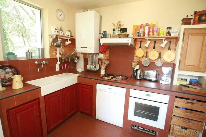 Gîte pour 10 personnes, avec jardin à Lagarde-Paréol - 3