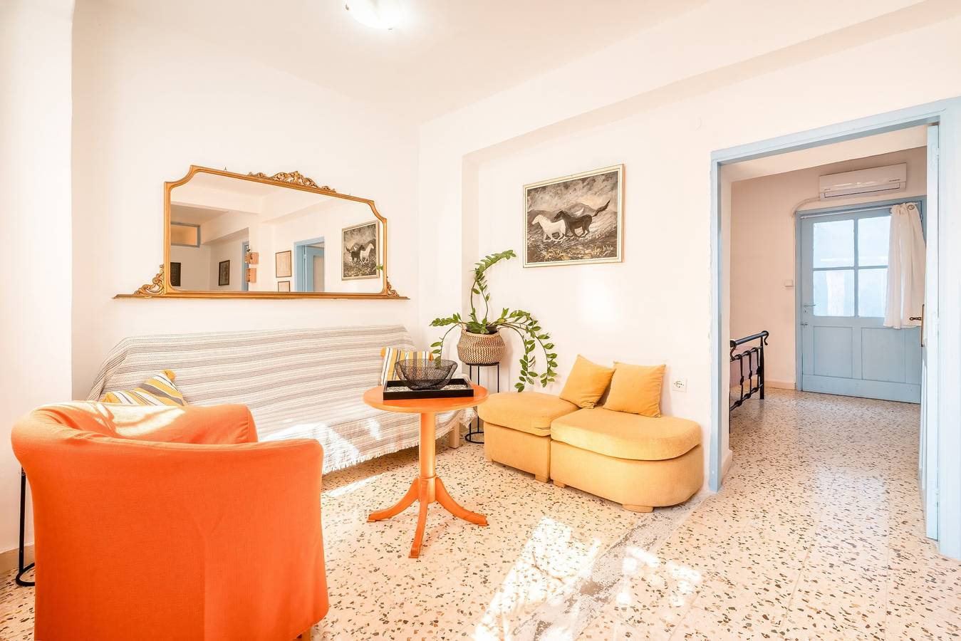 Ferienhaus „Katia's Home Erdgeschoss“ mit Gemeinschaftsgarten, Wlan und Klimaanlage in Rhodos Stadt, Rhodos