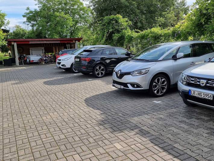 Ganze Ferienwohnung, Gästehaus Gravell - Nichtraucher-Doppelzimmer, 12 qm mit Wc und Dusche in Europa-Park, Rust