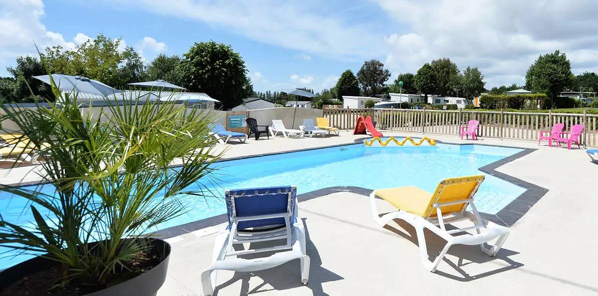 Mobilheim Eden 3 Zimmer 4 Personen in Theix, Côte des Mégalithes