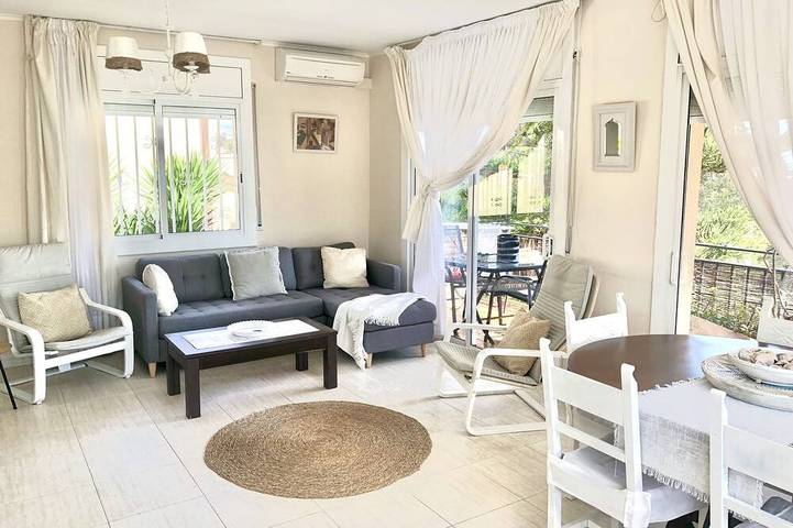 Villa pour 6 personnes, avec jardin à Calafell - 4
