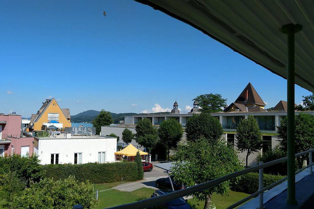 Ganze Wohnung, Apartment mit wunderschönen Blick auf den Wörthersee - Degas in Velden am Wörther See, Villach-Land