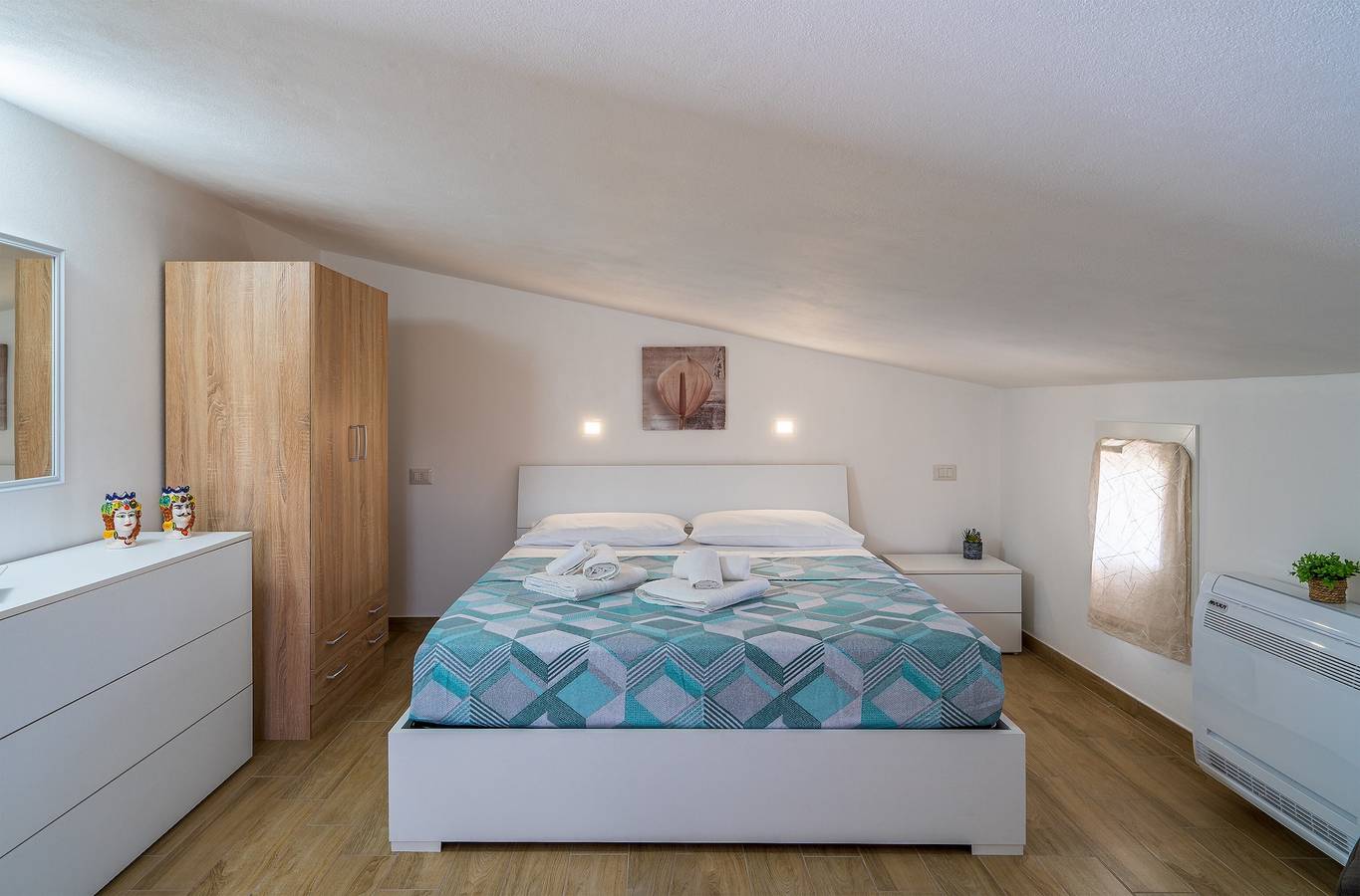 Appartement entier, Appartement 'Nord In Villa Sele' avec piscine partagée, Wi-Fi et climatisation. in Fontane Bianche, Cassibile