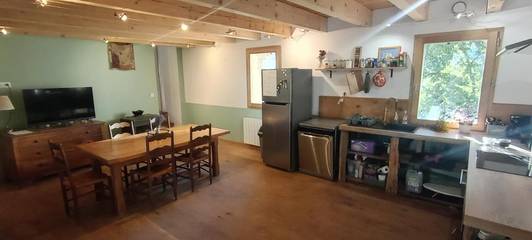 Gîte pour 6 personnes, animaux acceptés à Monieux