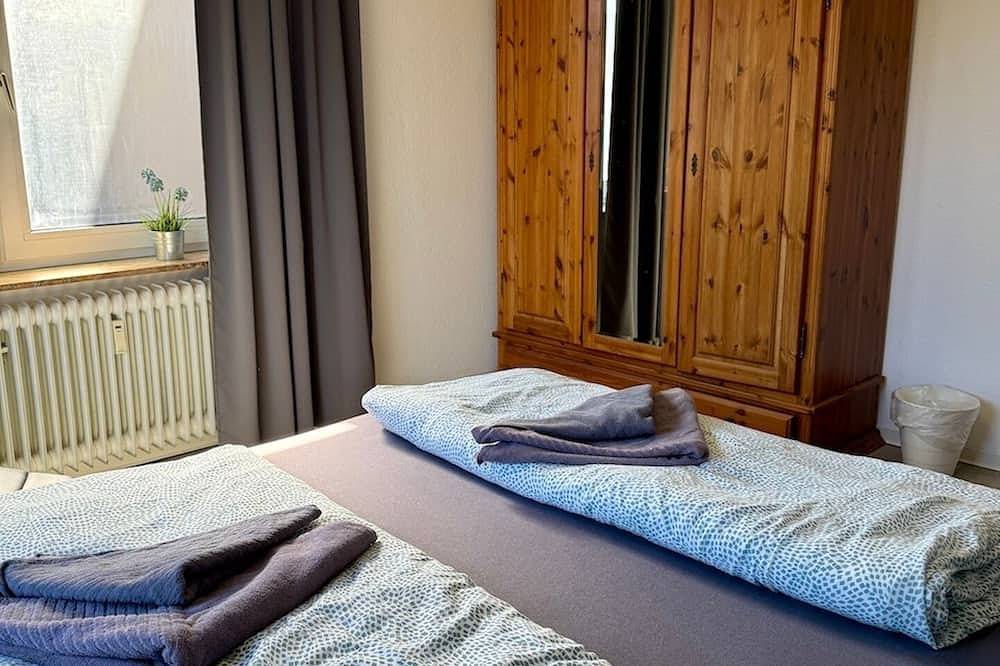 Ganze Wohnung, Ferienwohnung/App. für 7 Gäste mit 100m² in Neuharlingersiel in Groß Holum, Neuharlingersiel