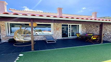 Location de vacances pour 4 personnes, avec jardin à Porto da Cruz