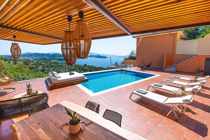 Casa vacanza per 8 persone, con Vista oceano e Balcone nonché Terrazza e Giardino a Skiathos